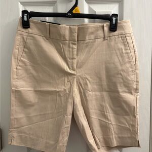 Ann Taylor NWT Tan Women's Boardwalk Shorts